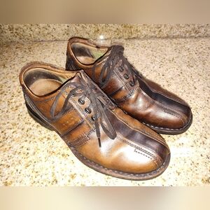 Clarks Leather mens size 10.5